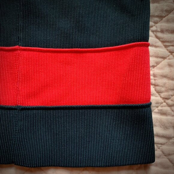 TRISTAN - Bold Stripes Pencil Skirt – Red & Black - size medium - Picture 6 of 6